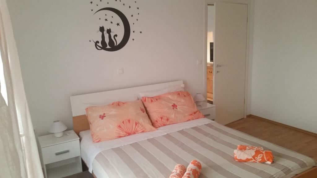 Apartments Dano Sukošan Kamer foto